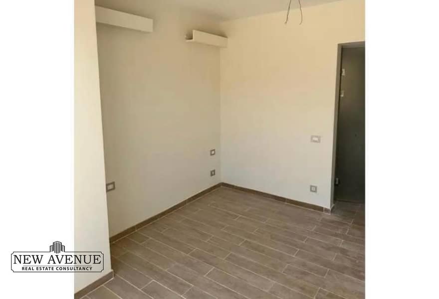 6 81199862-ea24-4ba7-bdd2-764eecc15ce1. jpeg