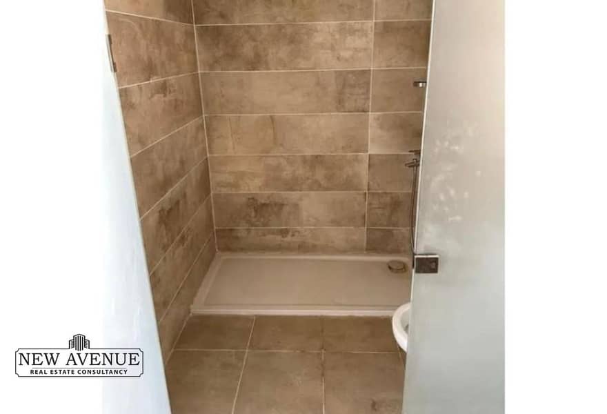 9 f3de6972-d32f-4b02-9fb5-9875a964c061. jpeg