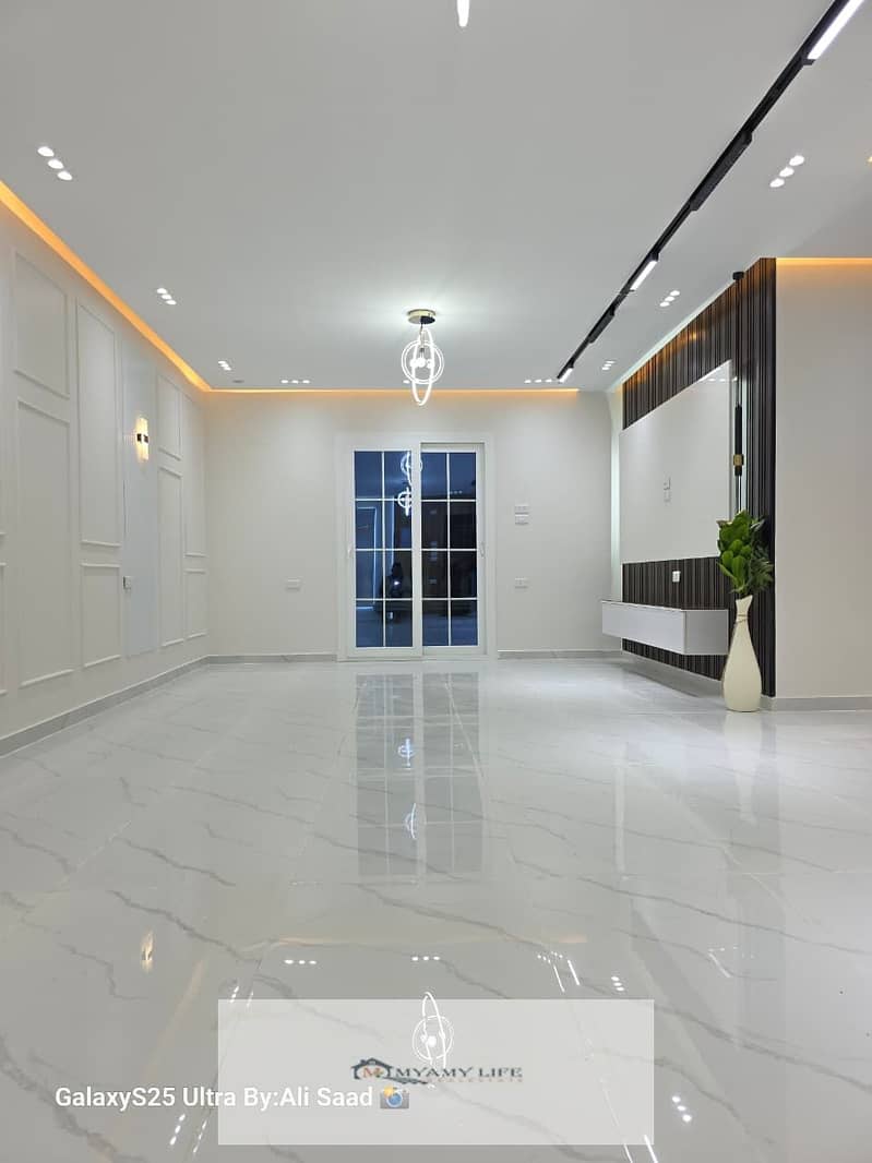 4 WhatsApp Image 2025-12-20 at 10.42. 23 PM (2). jpeg