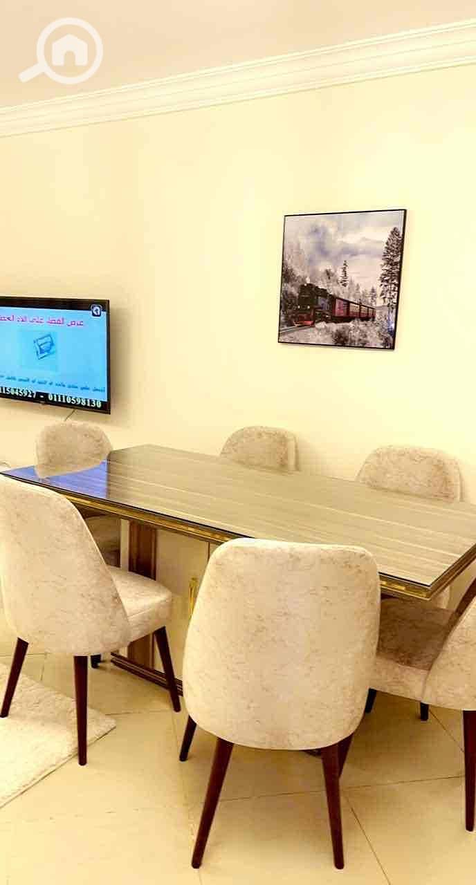 2 927cfbe3-b011-40a3-a8b6-fb63749aa63a. jpg