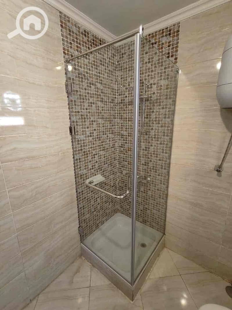 9 65a6afff-a74c-4de5-8449-d7bbee747980. jpg