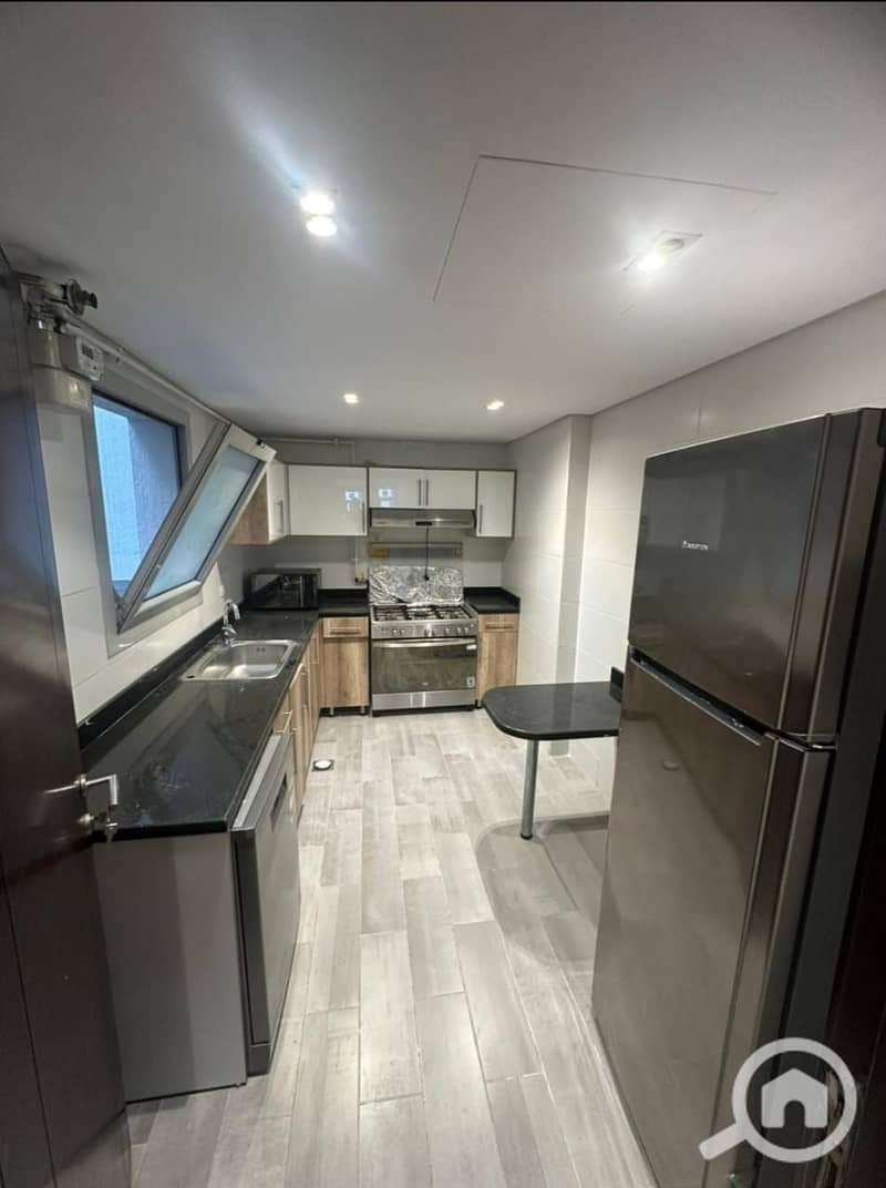 3 WhatsApp Image 2025-12-21 at 14.20. 06 (1). jpeg