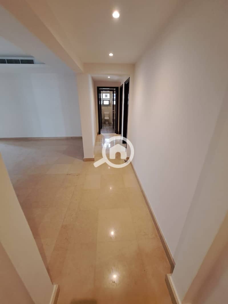 7 WhatsApp Image 2025-12-21 at 14.20. 06 (3). jpeg