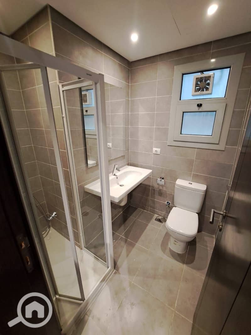 8 WhatsApp Image 2025-12-21 at 14.20. 04 (1). jpeg