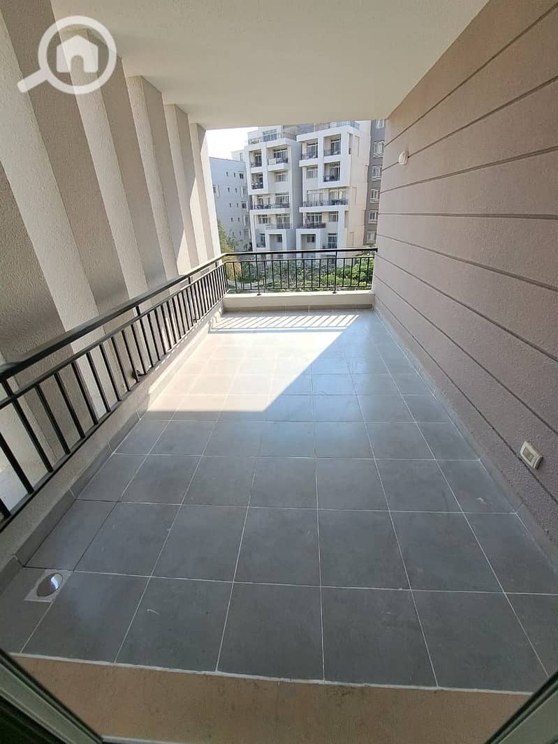 14 WhatsApp Image 2025-12-21 at 14.20. 07 (1). jpeg