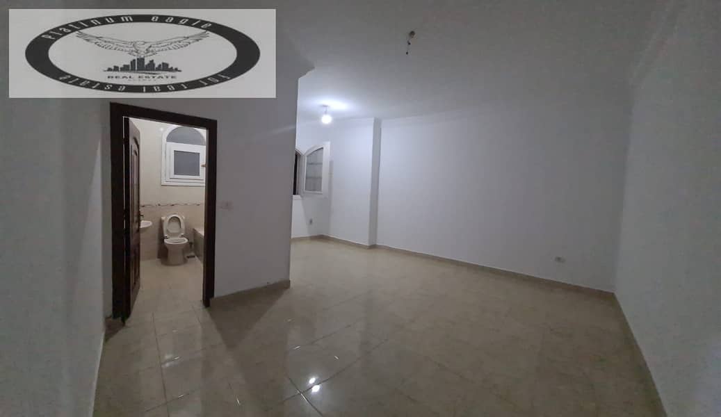 12 7de8c2be-0e26-428a-825b-ae1a6fdc7bf2. jpg