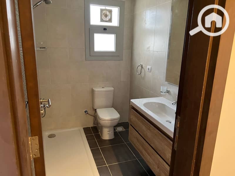 9 IMG-20251219-WA0182. jpg