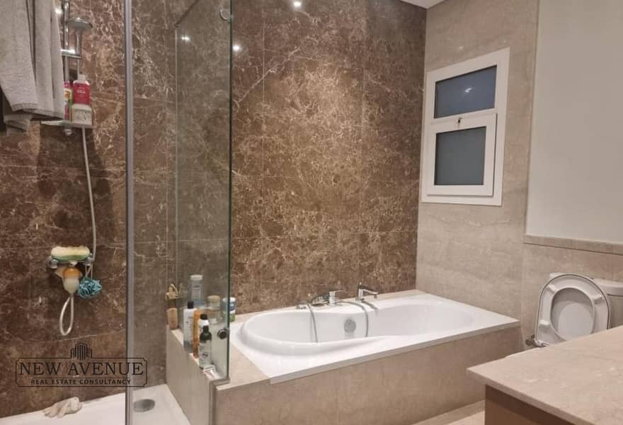 10 3aa72479-2d7e-493f-b8ef-065199759ba1. jpg