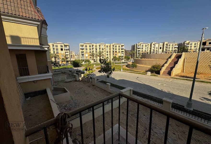 2 89e818a9-b5d8-4d16-aba8-6668a9ee5c1a. jpg