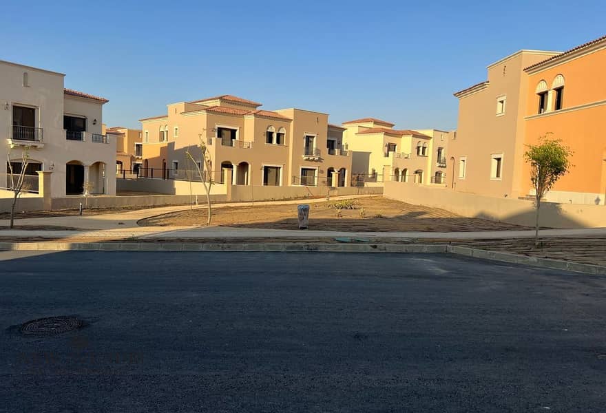 2 98a0067f-a6ed-4081-b143-0655ea773a70. jpg