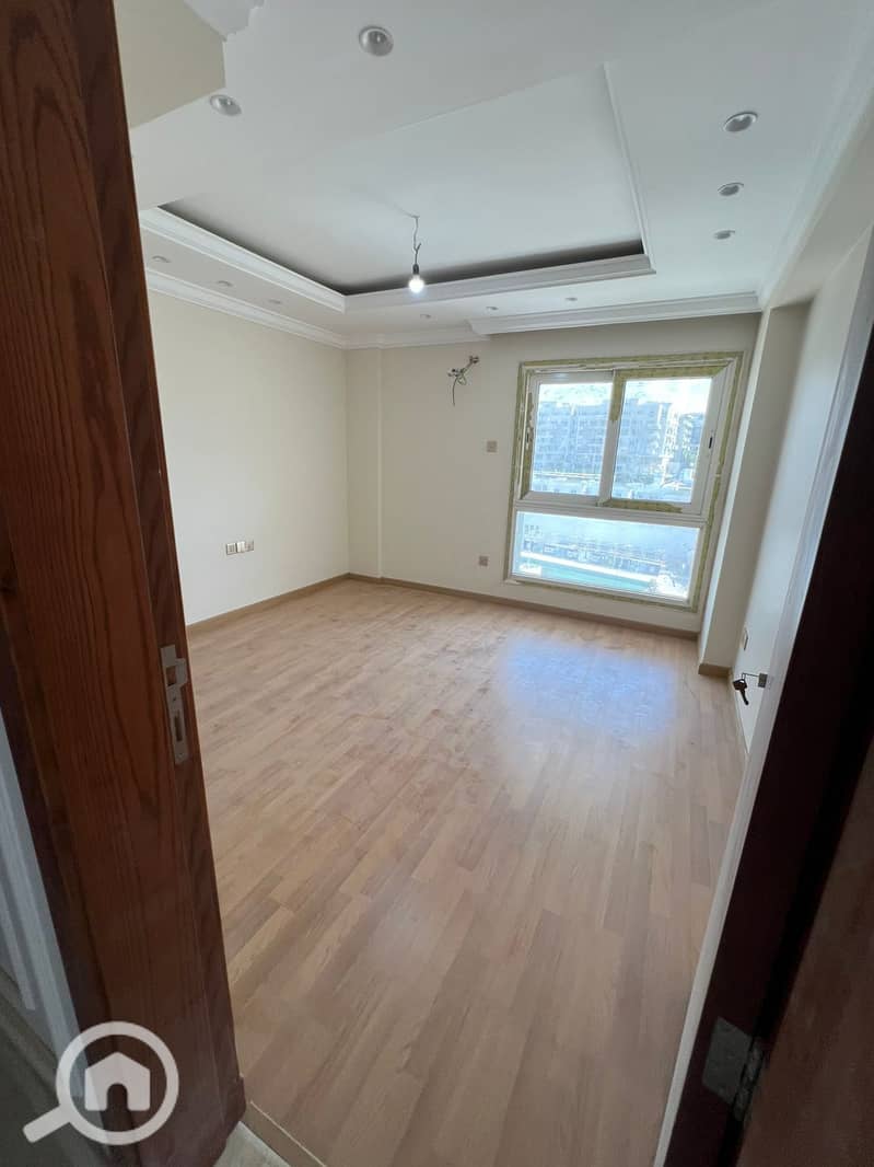 11 WhatsApp Image 2025-12-21 at 12.12. 56 PM (2). jpeg