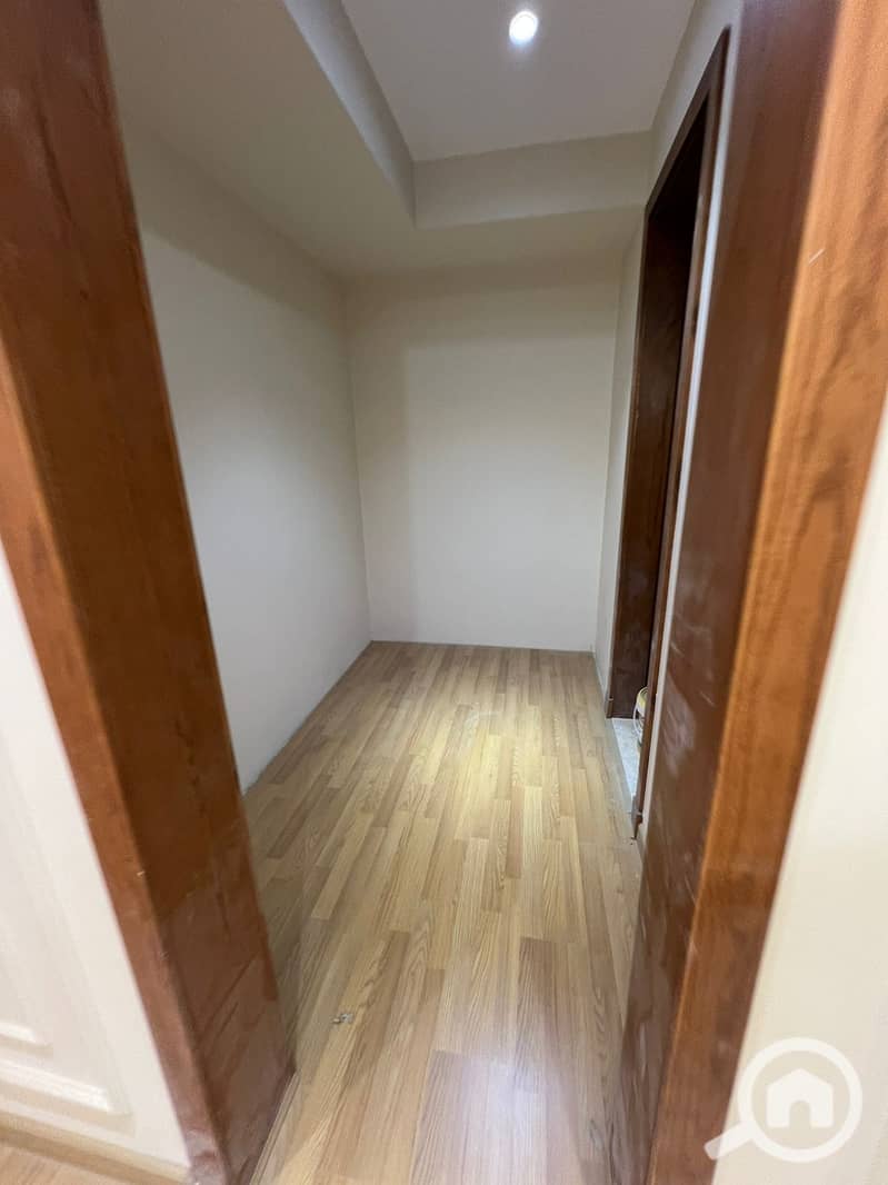 12 WhatsApp Image 2025-12-21 at 12.12. 56 PM (3). jpeg