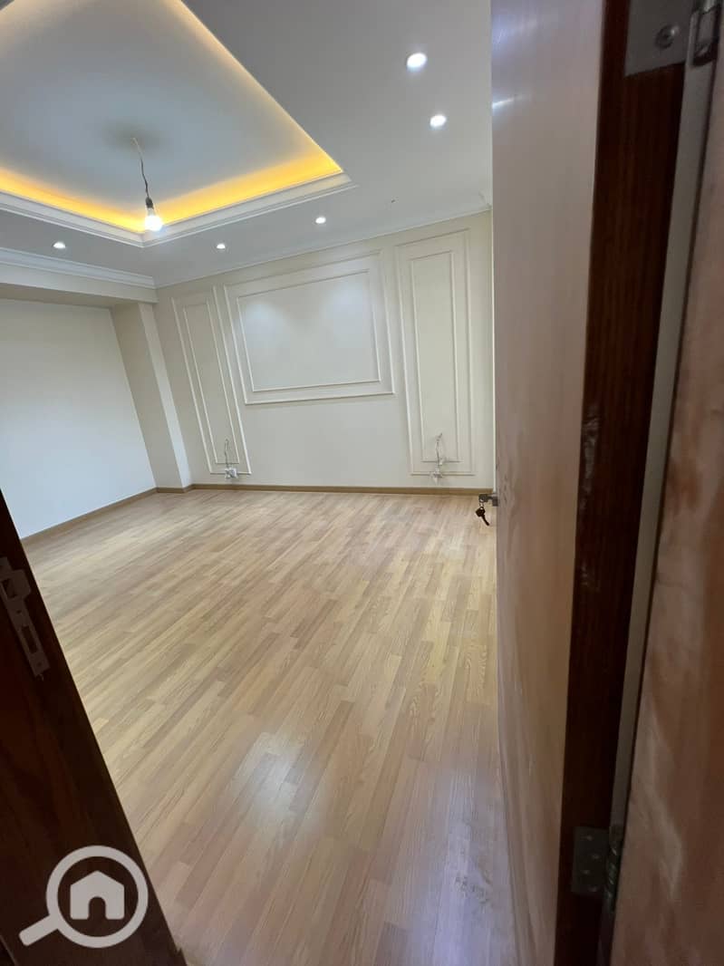 14 WhatsApp Image 2025-12-21 at 12.12. 56 PM. jpeg