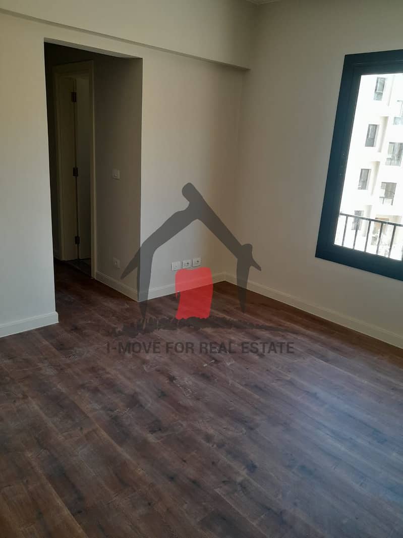 9 bf4f8c5f-8bdd-4f04-aa62-9c8c7b46ad4c. jpg