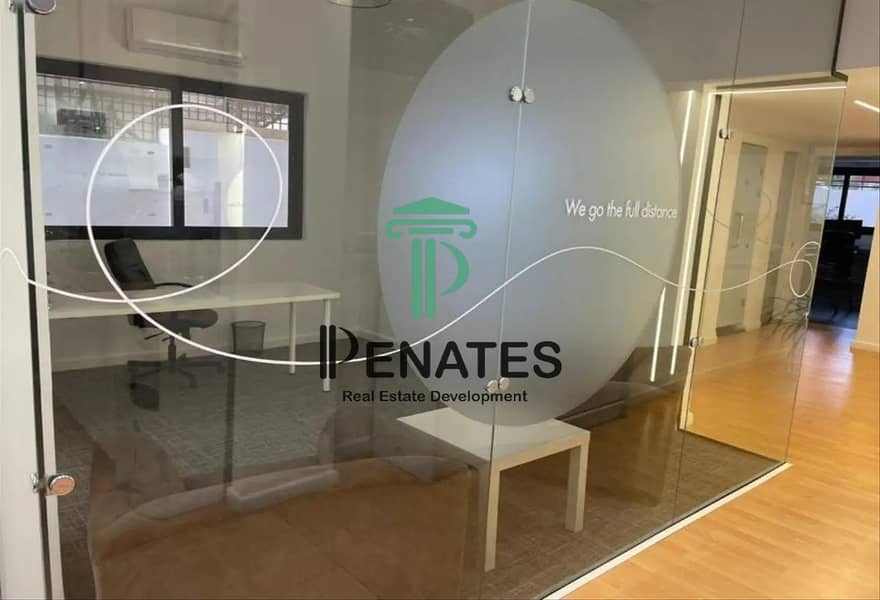 3 8374991-d992bo. jpg