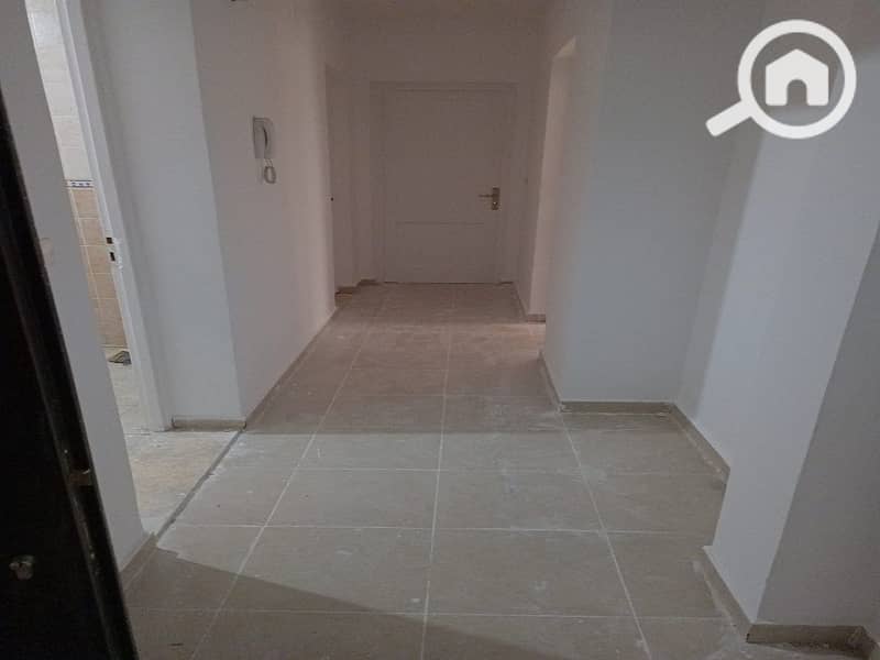 7 b50e4bcb-efbc-4a1e-b49e-dda4934467d0. jpg