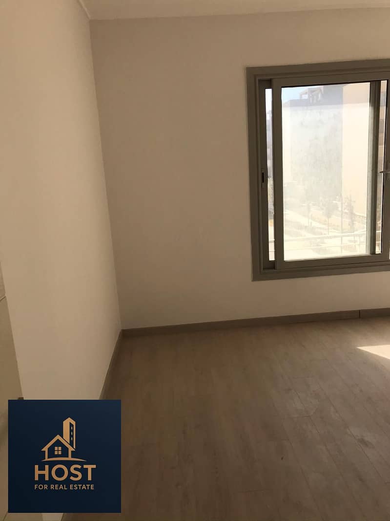 6 WhatsApp Image 2025-12-21 at 14.24. 24 (3). jpeg