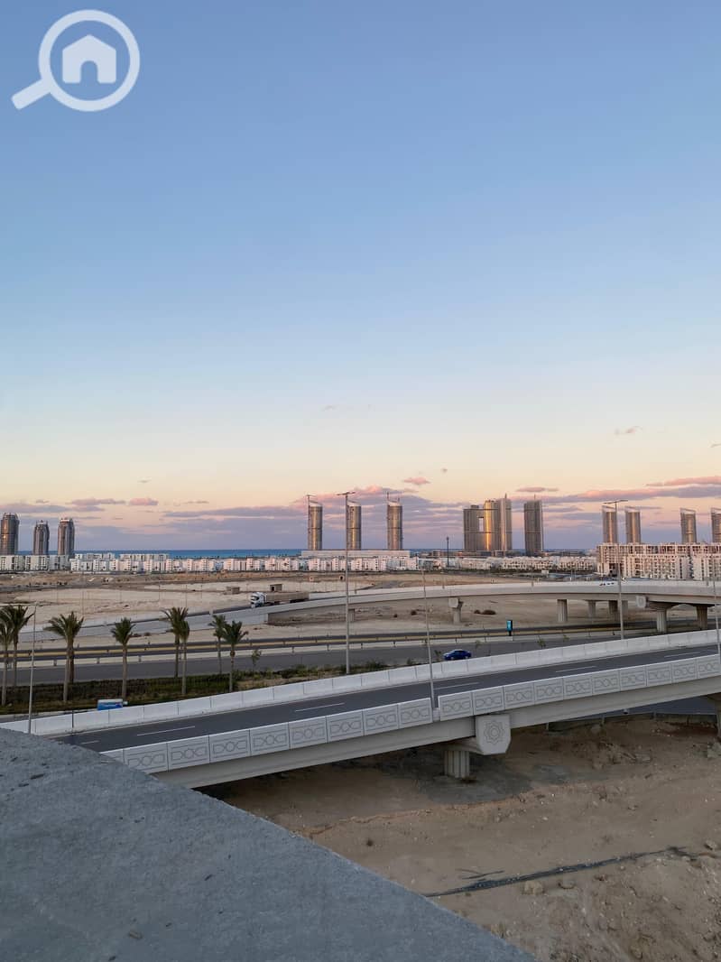 8 57d0e2d1-e423-48fc-bab6-d329b20f4561. jpeg