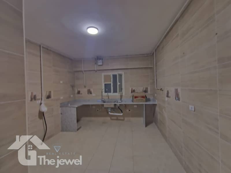 4 d6286b42-3074-4fc5-a5ff-dcbba3270167. jpg