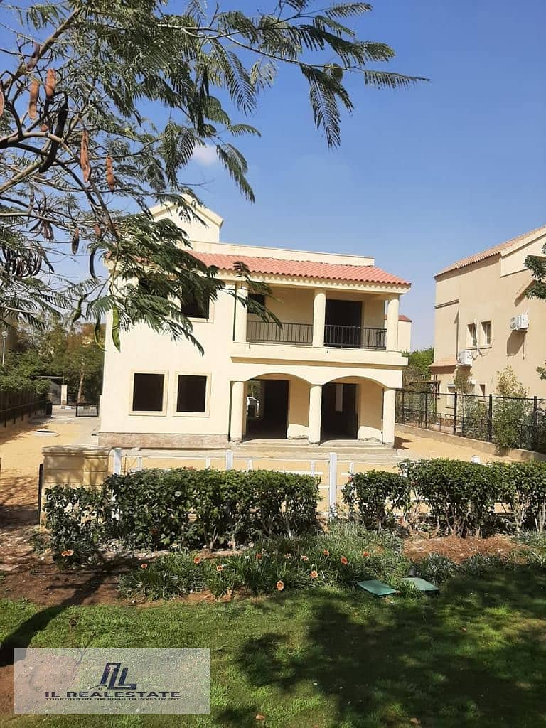 4 6a7cbf1b-d539-4a79-ae94-5d68a213c38a. jpg