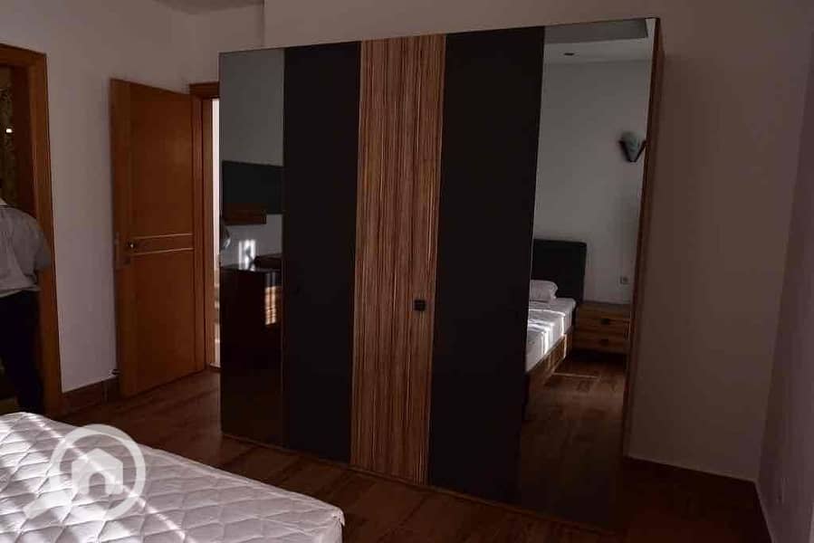 14 ddc18ee6-01a1-4606-a5c4-f0a88c00c73d. jpg