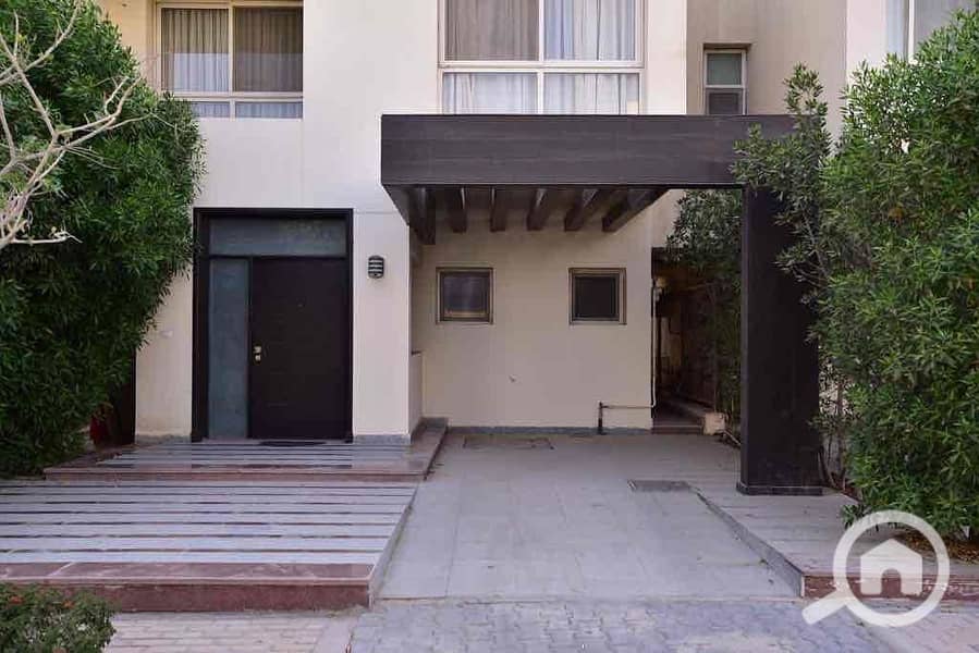 17 151c70ab-c678-41a6-b150-f24c41218c94. jpg