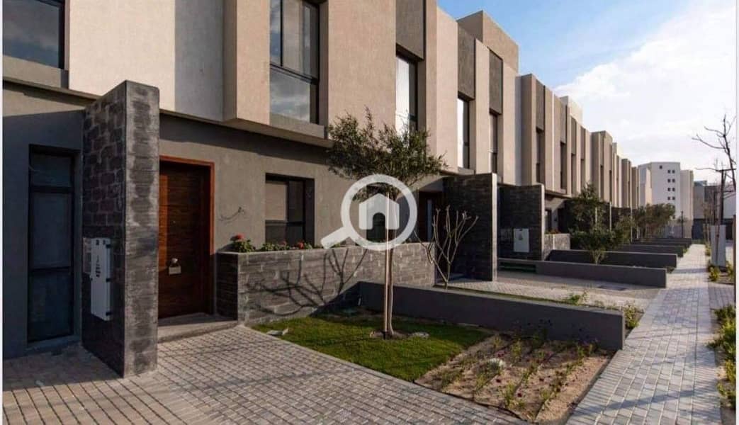 10 WhatsApp Image 2025-06-11 at 4.42. 13 PM (4). jpeg