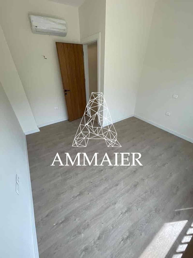 4 941be9b9-0a8f-45ec-b4d5-545a35b7dcfd. jpg