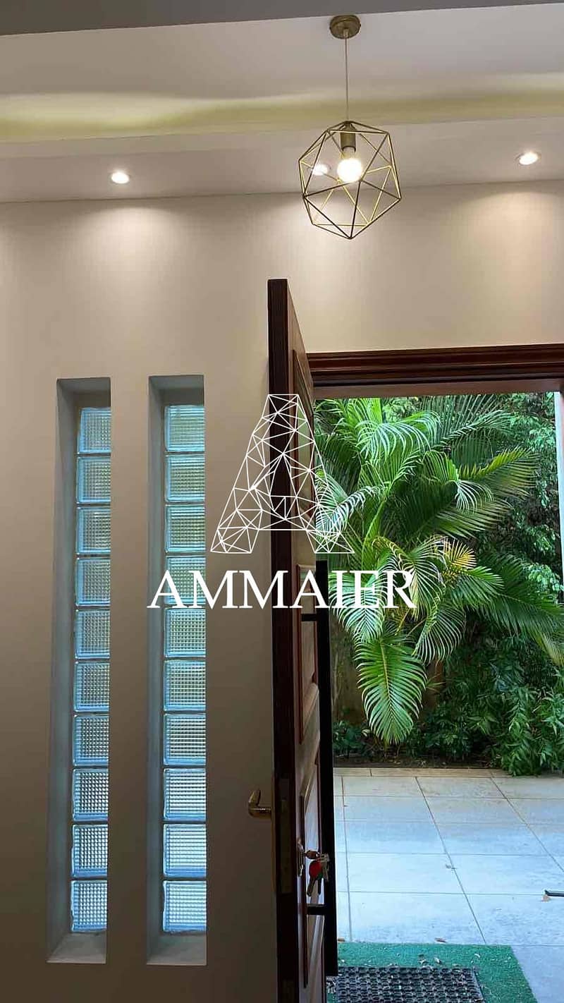 10 30a769eb-4f03-457c-a244-256bf83834a4. jpg