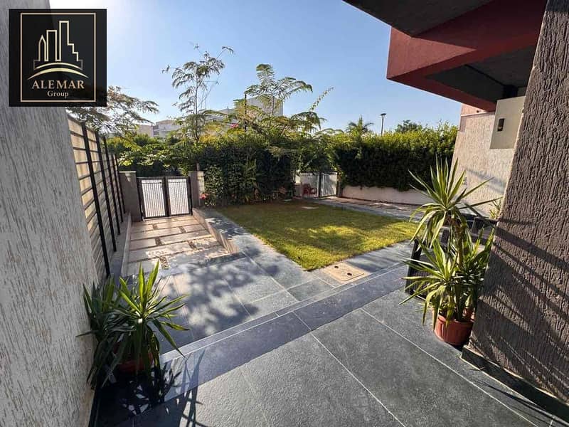 2 c730ee78-aa74-4fbb-ad03-1e2e44ff8202. jpg