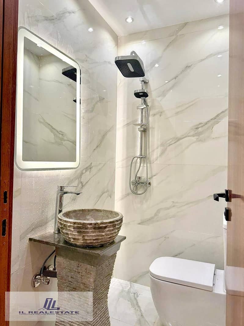 9 WhatsApp Image 2025-12-18 at 22.23. 43_a90e51ac. jpg