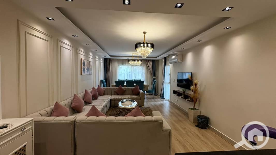 4 2006e586-7dce-4882-a514-48a8a5fa4435. jpg