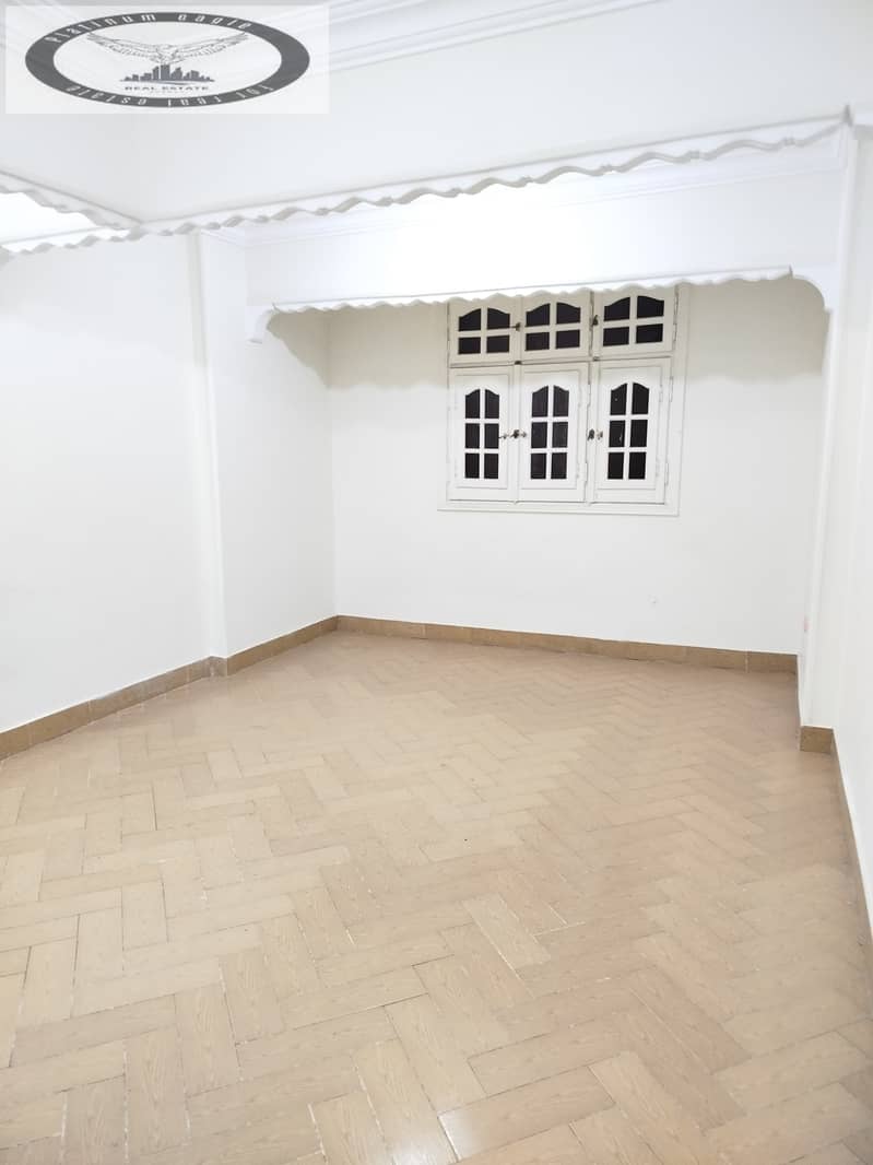 3 cff7a837-def2-4a57-8c37-135b7ecaf49c. jpg