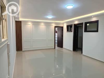 3 Bedroom Apartment for Sale in Sheikh Zayed, Giza - 1. jpg