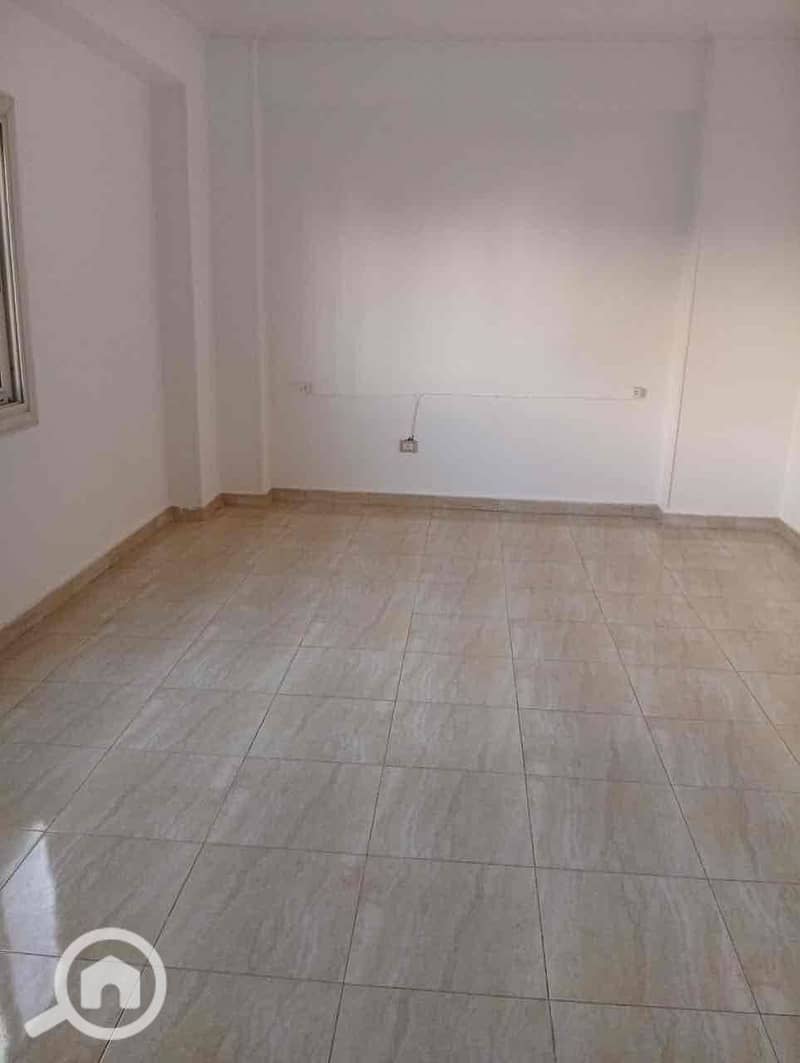 12 c0c9c7ab-e8fe-4f2b-84b4-f378f5f73504. jpg