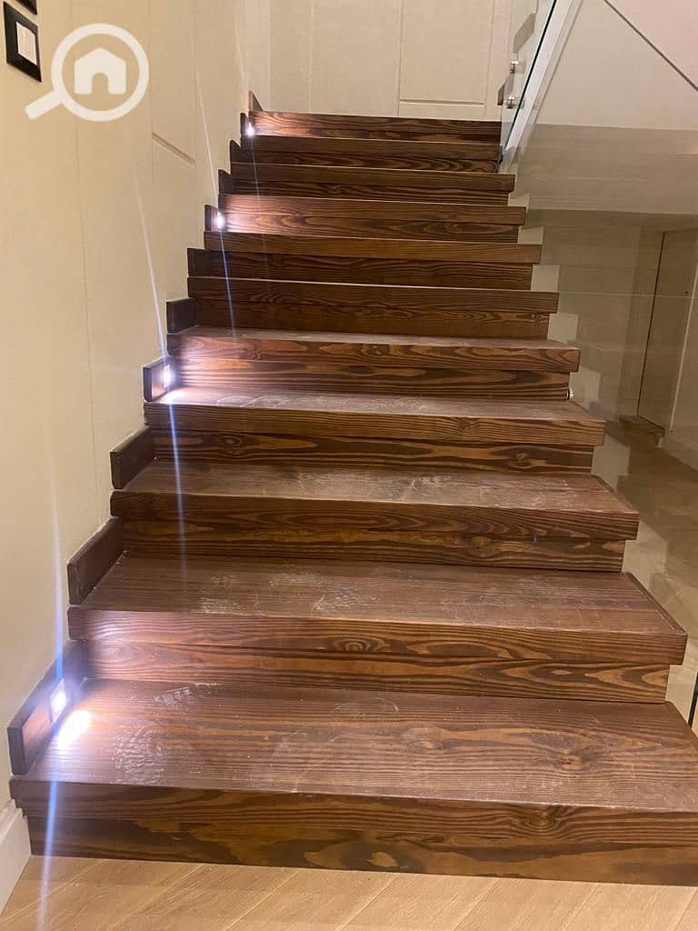 6 WhatsApp Image 2025-12-21 at 3.49. 01 PM (1). jpeg