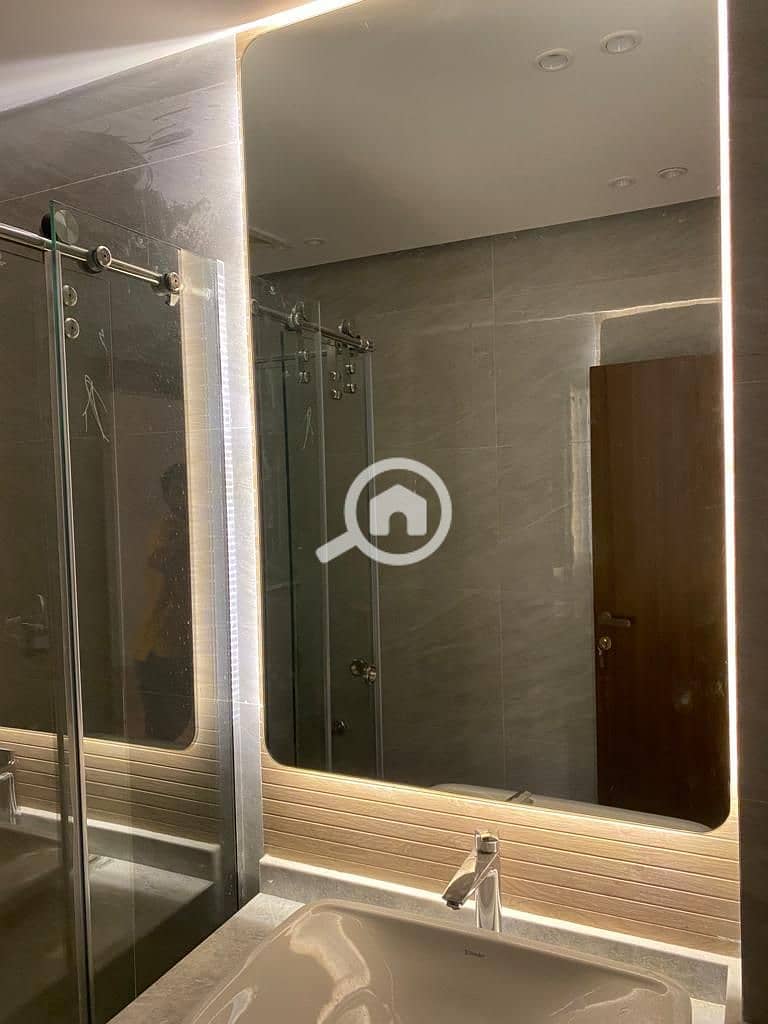 12 WhatsApp Image 2025-12-21 at 3.49. 00 PM (3). jpeg