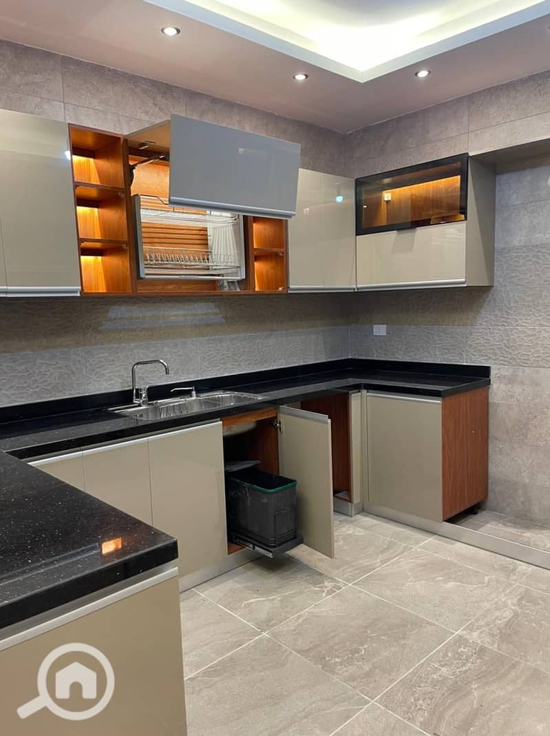 14 3740a843-4b89-4480-bbcf-71017bb03ed2. jpg