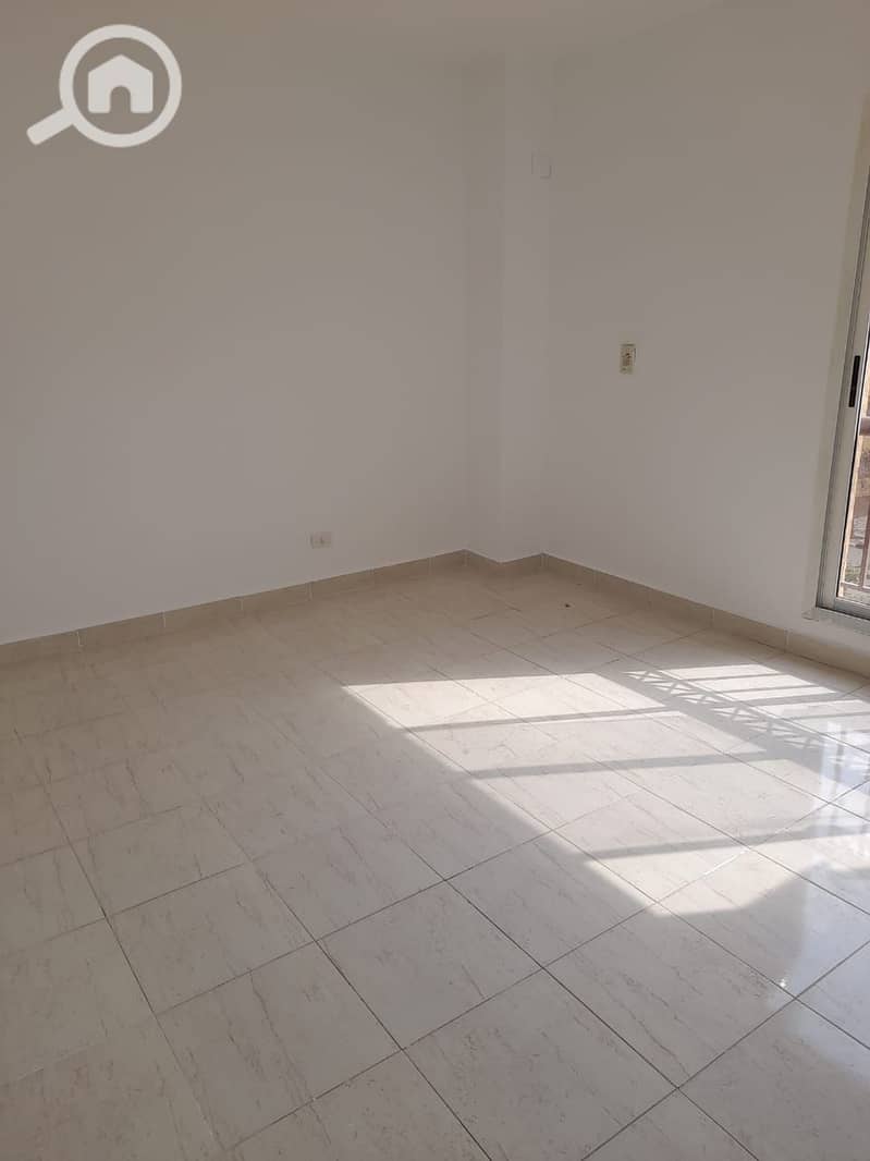 5 7d8619da-7c9a-4703-af79-61bb2f0ab839. jpg