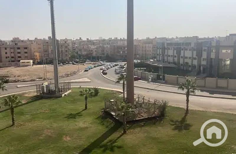 8 8441739-439cco_800x523. jpg