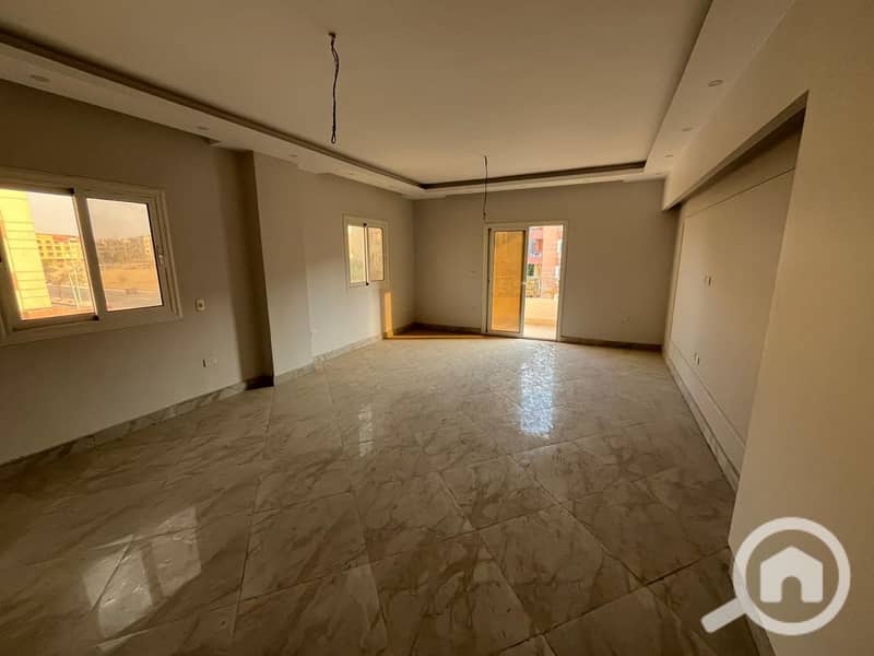 18 WhatsApp Image 2025-09-08 at 18.33. 50_aa2f2d72. jpg