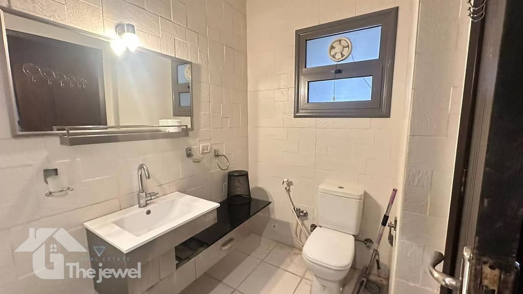 8 1bd1ce65-ab53-4c2c-9910-ee4f0cd41ef8. jpg