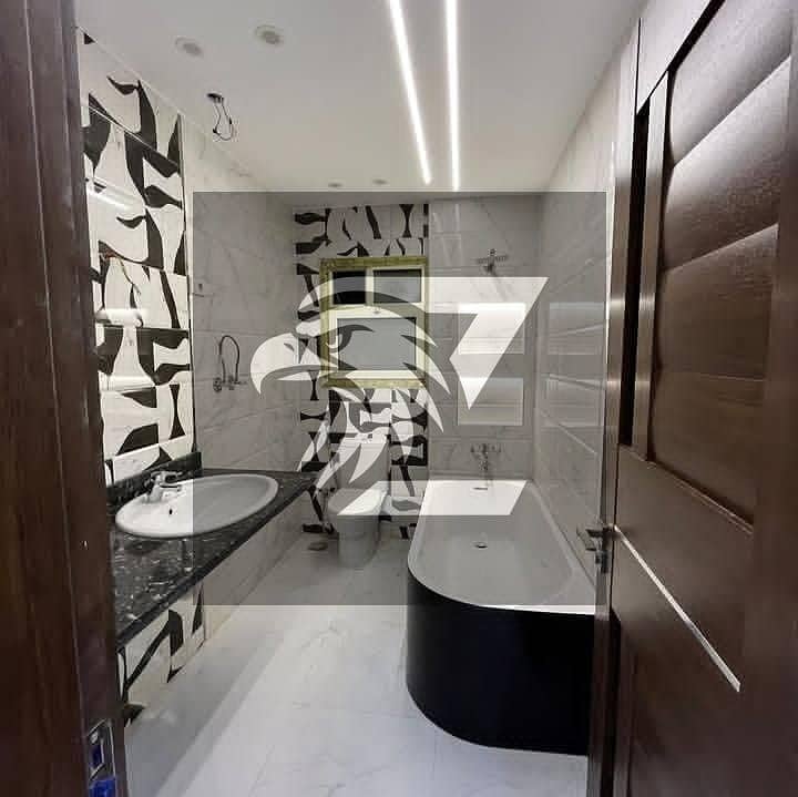 4 WhatsApp Image 2025-12-21 at 3.43. 30 PM (2). jpeg