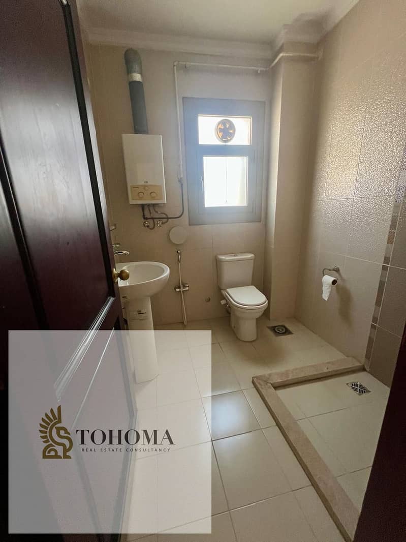 8 825f6df3-138e-432a-a21b-b04b57c7e271. jpg