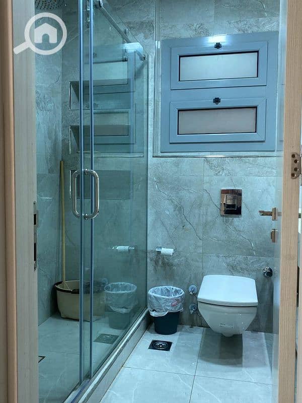 3 145  50,000      _600x800. jpg