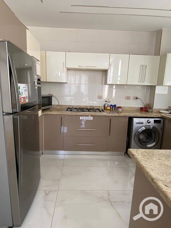 5 145  50,000    _600x800. jpg