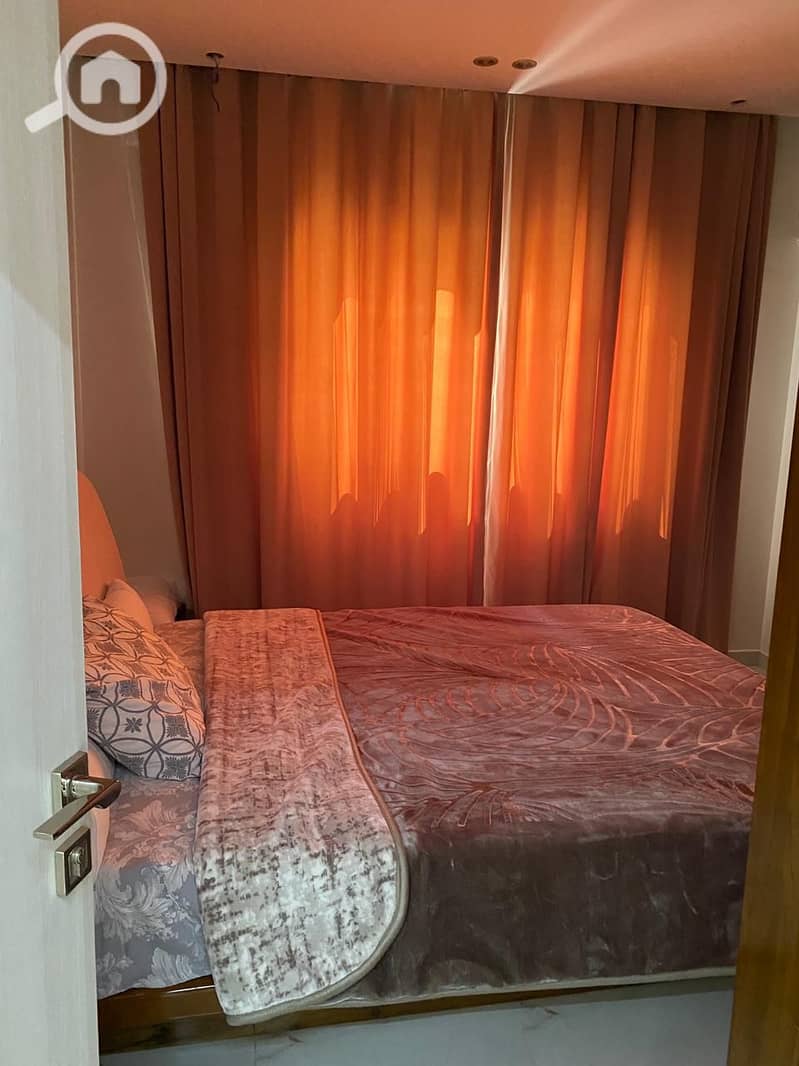 8 145  50,000        . jpg