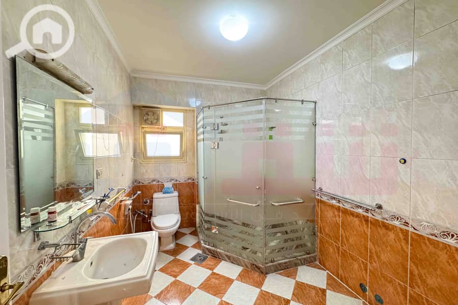 22 WhatsApp Image 2025-10-21 at 3.40. 10 PM. jpg