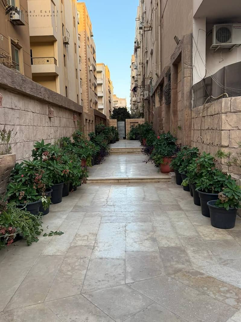 10 WhatsApp Image 2025-10-22 at 14.08. 58_f2939ba1. jpg