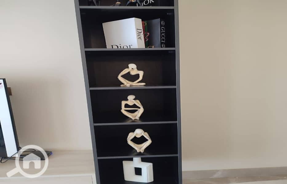 4 89d496cc-f751-4d2d-974a-b0c3d8f3b1be. jpg